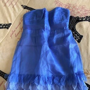 Beautiful elegant dress!!